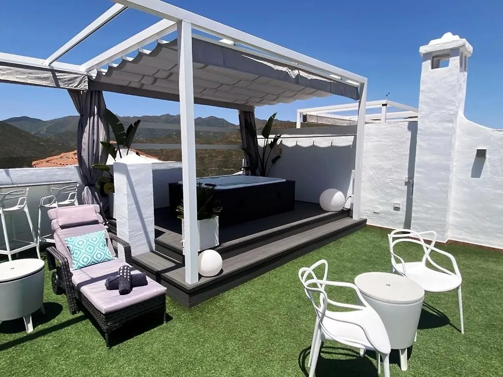Penthouse Mit Privatem Jacuzzi In Marbella - La Mairena Apartment Ojen