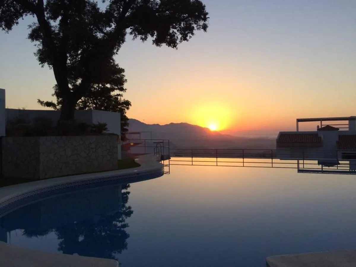 Penthouse Mit Privatem Jacuzzi In Marbella - La Mairena Apartment Ojen